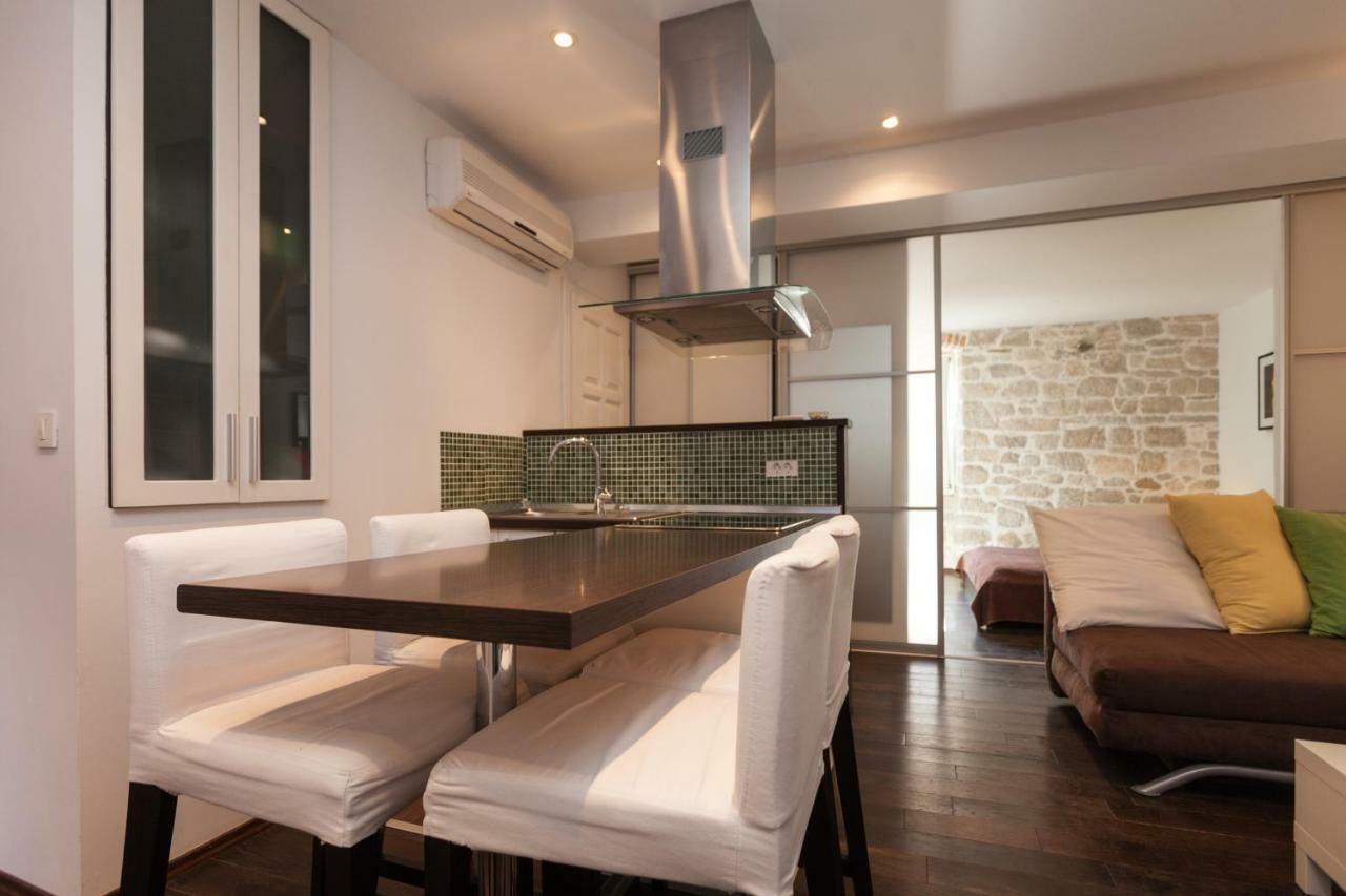 Apartment Istra Ровінь Екстер'єр фото
