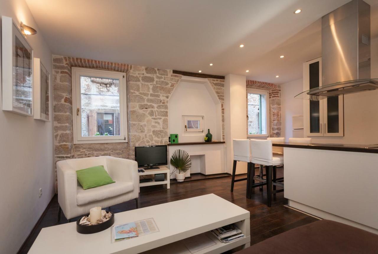 Apartment Istra Ровінь Екстер'єр фото